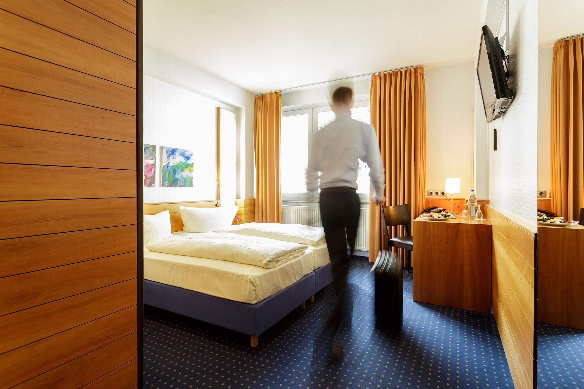 Messehotel Koeln-Deutz Exteriör bild